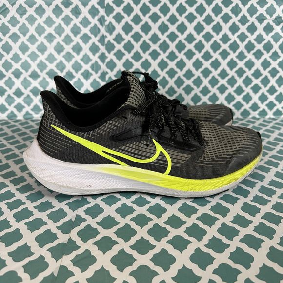 Nike Air Zoom Pegasus 39 NN Black/Volt-Barely Volt DM4015-002 Size 7Y - Picture 3 of 10